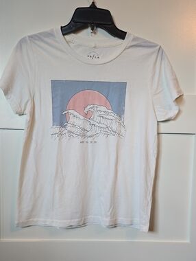 PacSun White Graphic Tee with Pink & Blue Wave Print Small